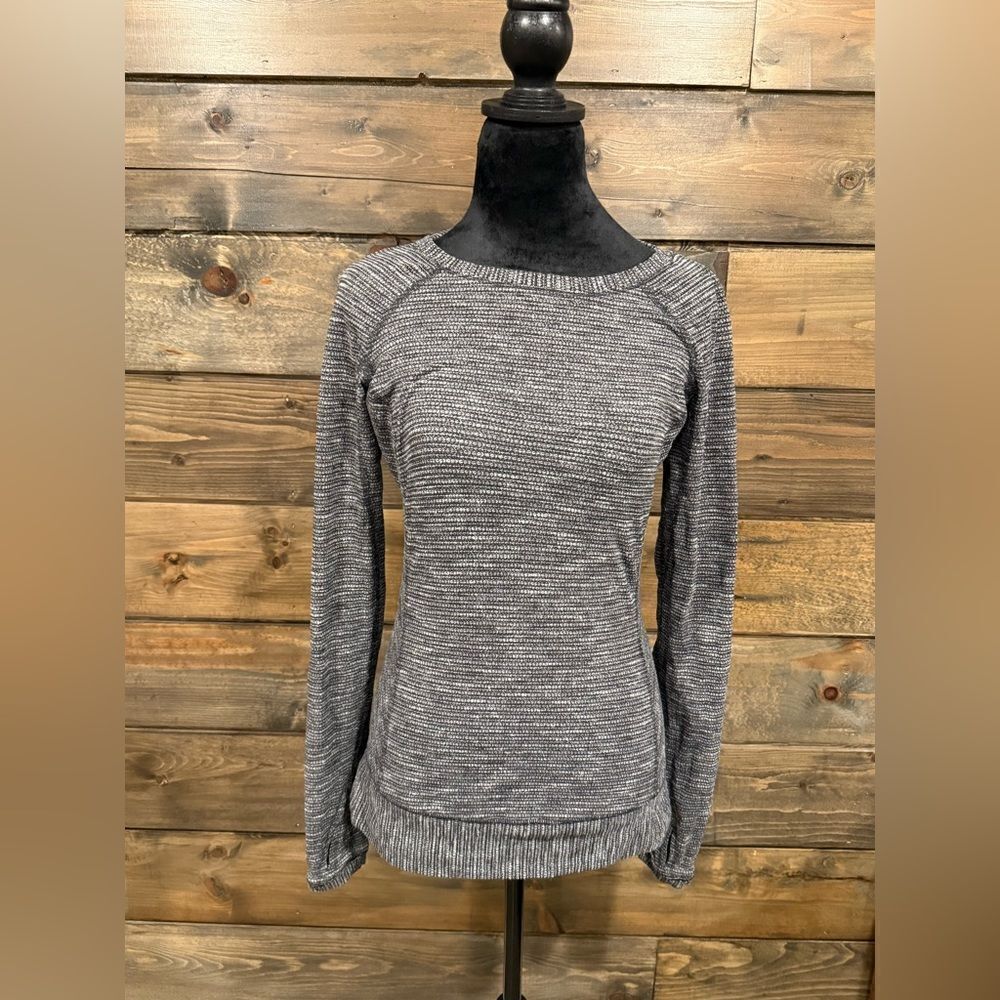 🩶Lululemon Run Long Sleeve – Size 4🩶